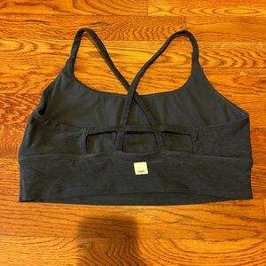 Vuori sports Bra size large